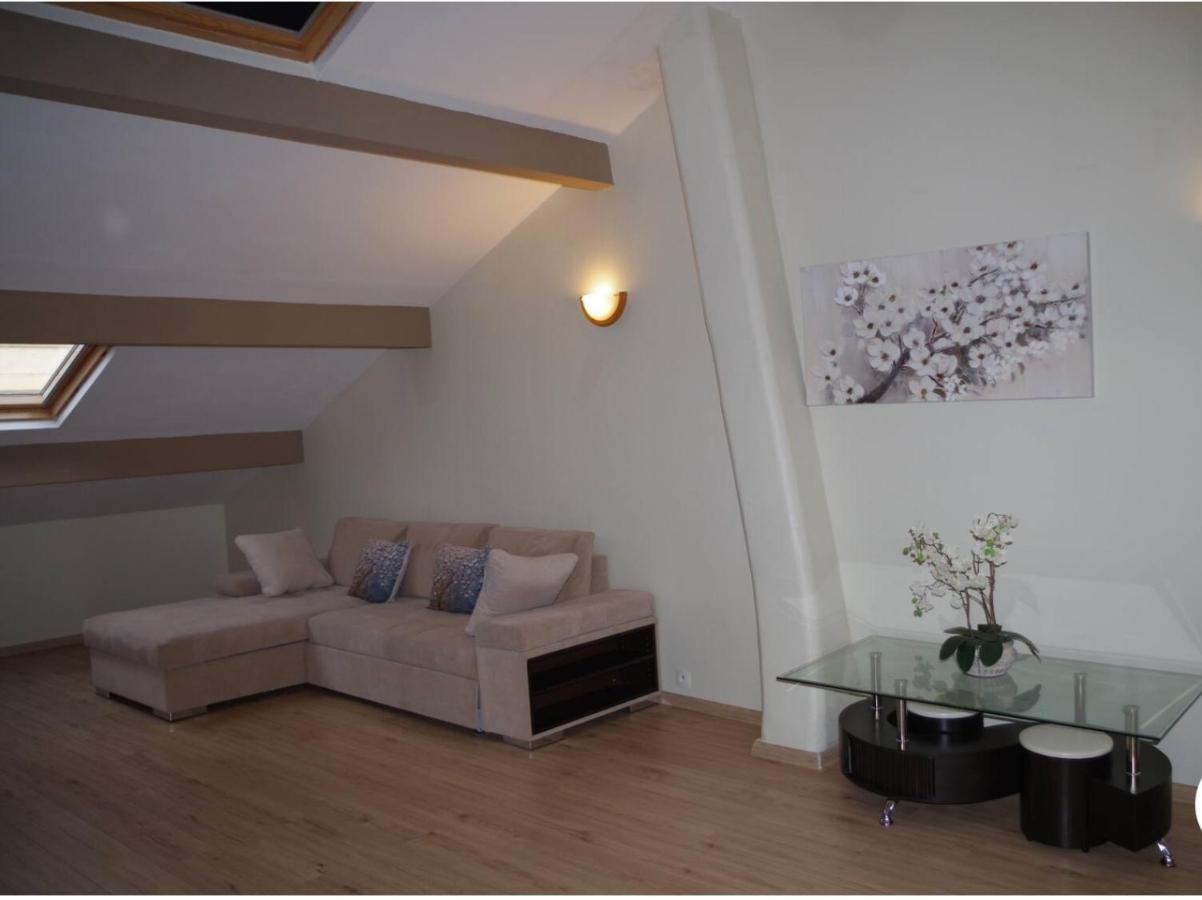 90m2 Climatise Avignon